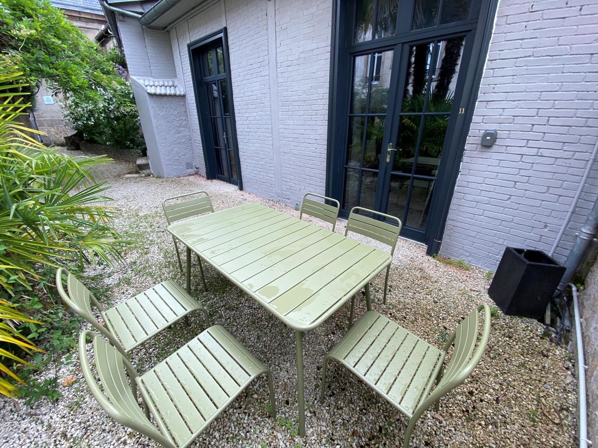 La Villa Beaupeyrat - Apparthotels De Charme Dans Batisse De Caractere A 400M Du Coeur De Ville De Limoges Szoba fotó