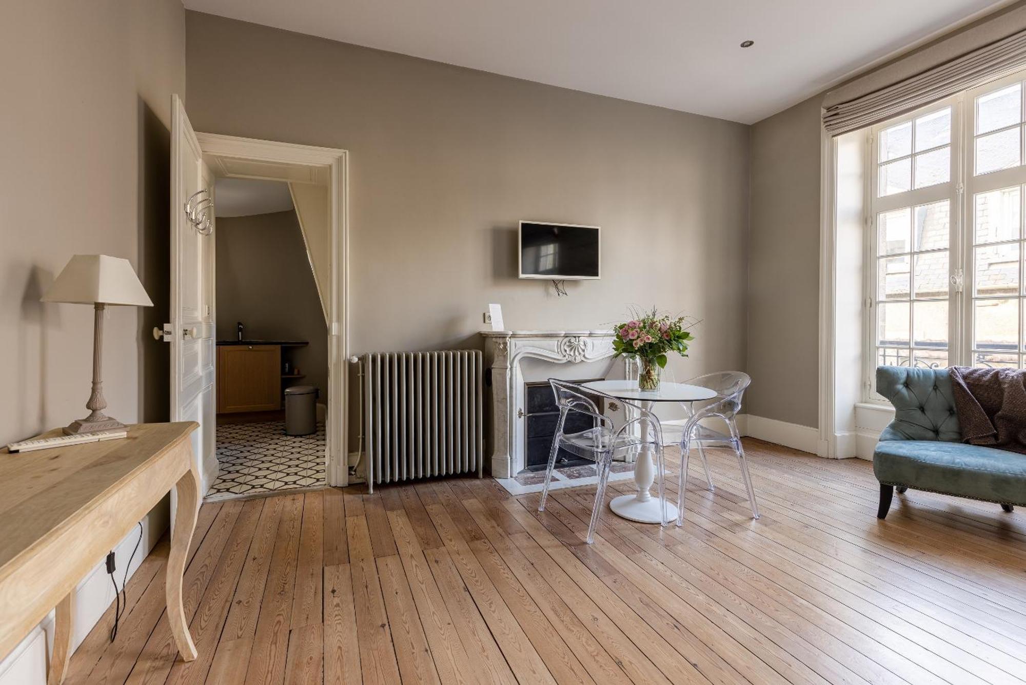 La Villa Beaupeyrat - Apparthotels De Charme Dans Batisse De Caractere A 400M Du Coeur De Ville De Limoges Szoba fotó